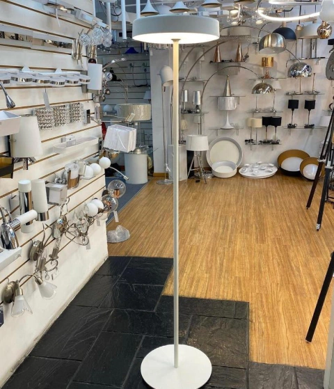 Lampara Pie Diseño Living Blanco Led Calido Charles Imdi