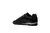 Botines de fútbol para hombre Filament Baltimore Turf en color negro, vistos desde un ángulo lateral.