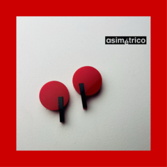 q rojo y negro