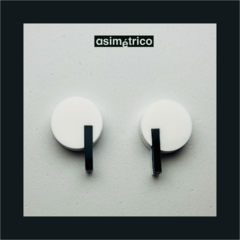 q blanco y negro