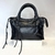 Bolsa Hand Bags Pequena de Couro - Via Curtume