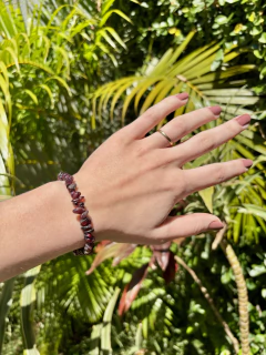 Pulseira Granada Força Coragem Cascalho - comprar online