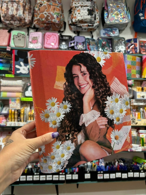 Carpeta N°3 Ganchos Escolar Margarita Serie - comprar online