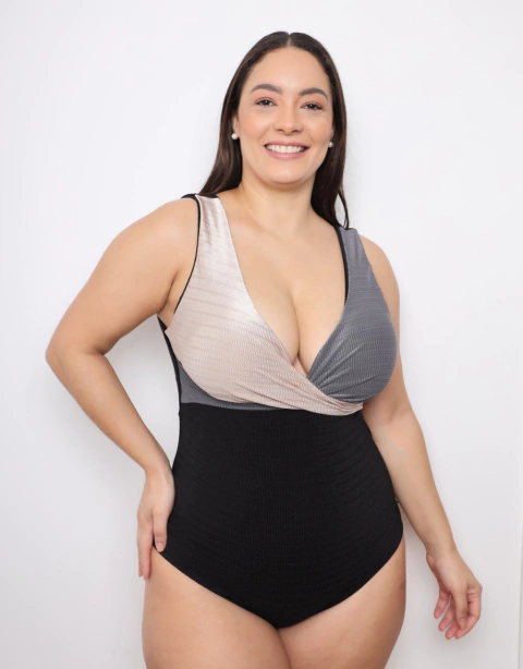 Maiô torcido engana mamãe EFEITO LIPO - comprar online