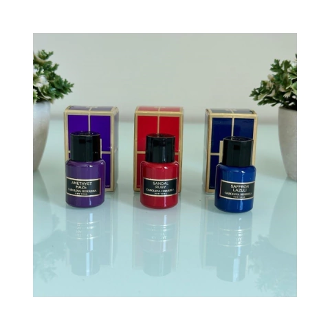 COMBO CAROLINA HERRERA - 1 MINIATURA SANDAL RUBY EDP 5ML + SAFFRON LAZULI EDP 5ML + AMETHYST HAZE EDP 5ML