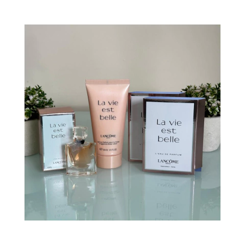 COMBO LA VIE EST BELLE - LANCÔME - 1 MINIATURA DE 4ML + 1 LOÇÃO HIDRATANTE 50ML + 2 FLACONETES 1,2ML CADA