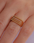 Anel Tiras Lisas e Uma com Microzirconias no Dourado