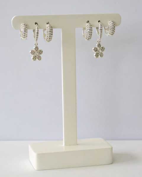 Brinco Trio Argolinhas Cravejadas e uma com Flor Pendurada na Prata - comprar online