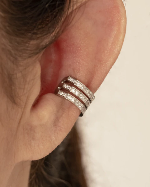 Brinco Piercing Unitario Três Tiras de Microzirconias no Ródio Branco - comprar online