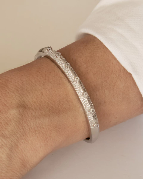 Pulseira Bracelete Cravejado de Microzirconias no Ródio Branco - comprar online