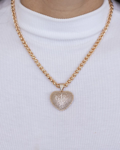 Colar Elos com Coração Grande Cravejado de Microzirconias no Dourado - comprar online