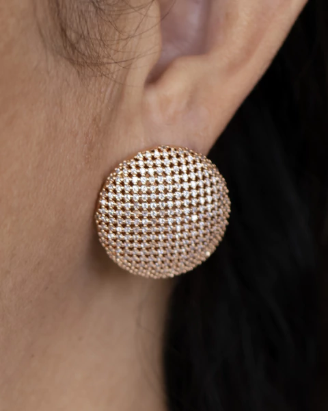 Brinco Grande Redondo Cravejado de Microzirconias no Dourado - comprar online