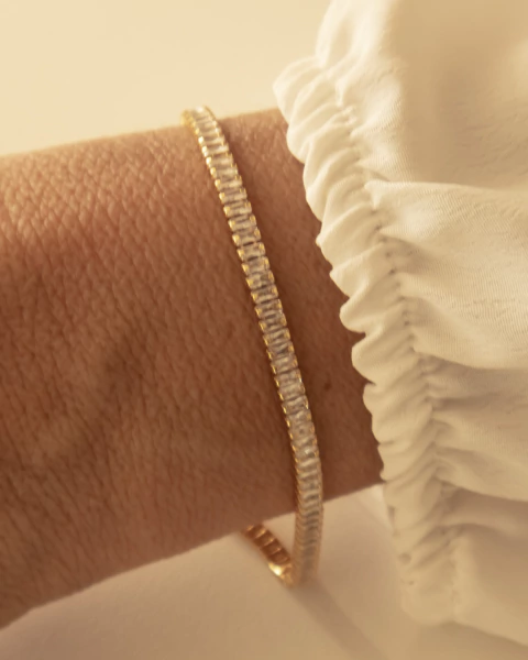 Pulseira Riviera Zirconias de Baguetes no Dourado - comprar online