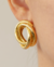 Brinco Redondo Fio Trabalhado Entrelaçado Maior no Dourado - comprar online