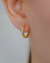 Brinco Argolinha com Microzirconias Grande no Dourado