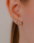 Brinco Ear Cuff Zirconias Redondas no Dourado
