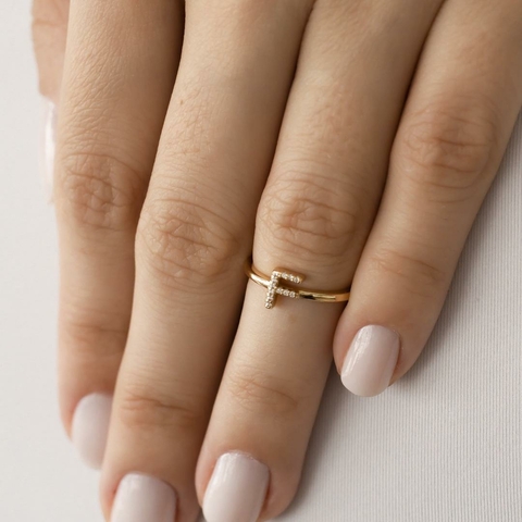 Anel Falange Aberto Letra F de Microzirconias Ajustavel no Dourado - comprar online