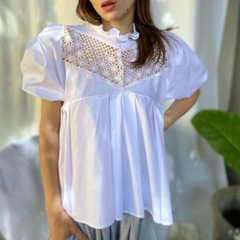 Blusa Zuri en internet