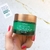 Frasco de crema facial hidratante de color verde con tapa dorada, etiquetado como "BEK Multipéptido Pro-Colágeno".