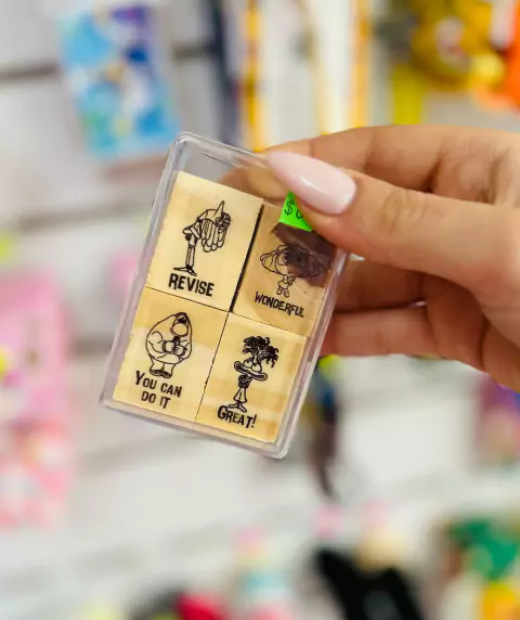 Sellos Docente- Intensamente 2 en Inglés