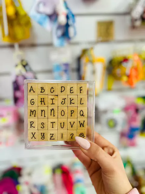 Sellos abecedario curvas