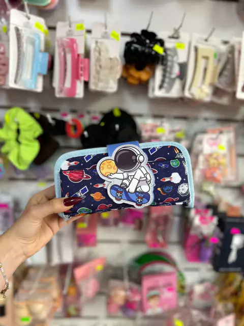 Cartuchera Talbot- Astronauta Azul