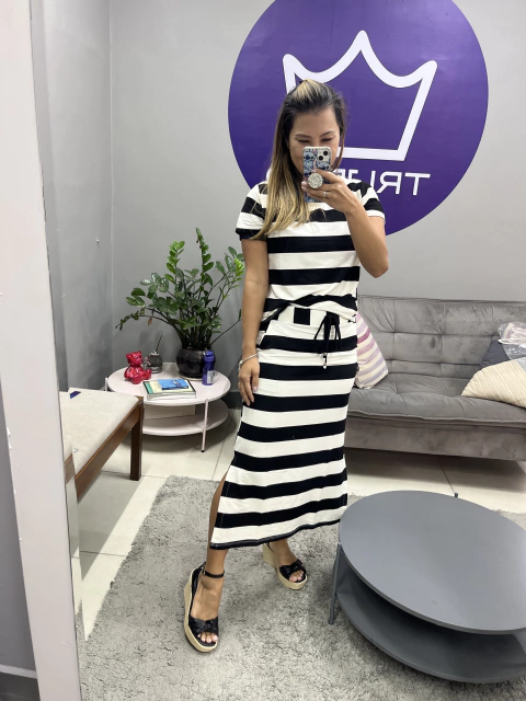 Conjunto Malha Listrado Saia e Blusa