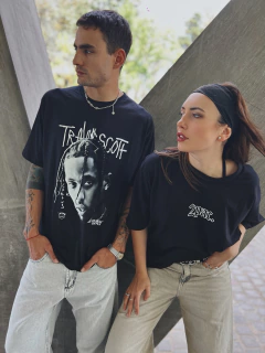 2PAC en internet