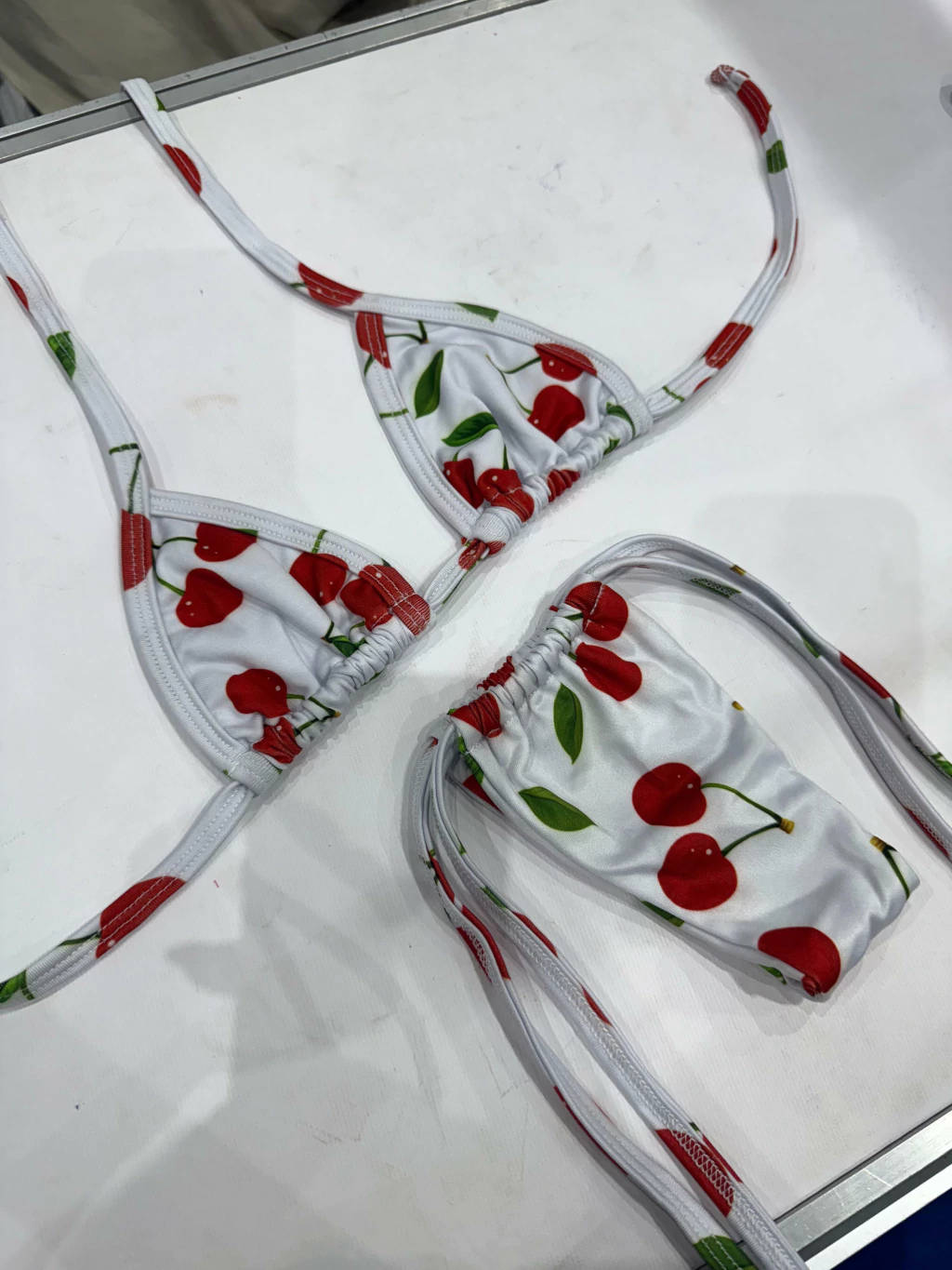 CORTININHA CEREJINHA