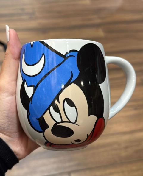 Caneca Mickey Magico