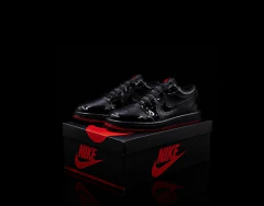 Jordan Retro Low Negro Suela Roja Sku.049 - buy online