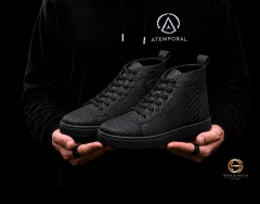 Image of Atemporal High Black Matte Flat Red Anaconda Sku.104