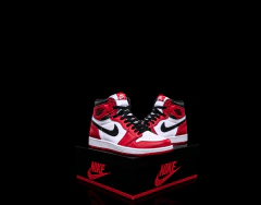 Jordan Air 1 Retro High Chicago Sku.105 on internet