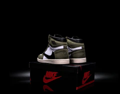 Jordan Air Retro 1 High Travis Scott Cactus Jack Sku.070 - online store