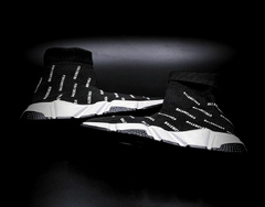 Balenciaga Over Logo Black White Sku.057 - CsModaconEstilo