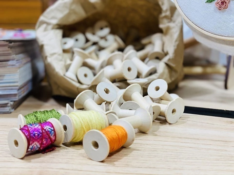 Wooden Spools for Thread and Ribbon - buy online