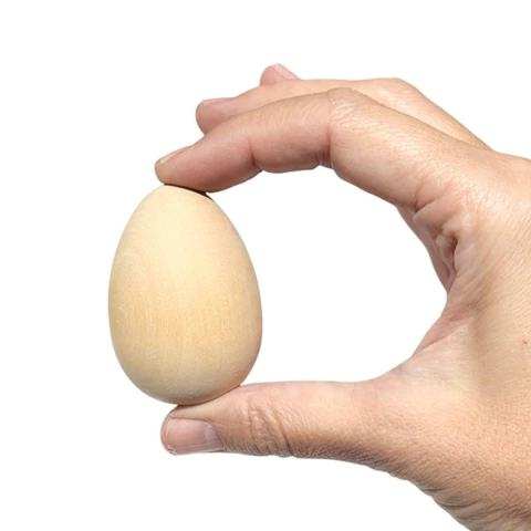 HUEVO DE MADERA