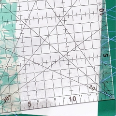 REGLA PATCHWORK 45 X 10 - AWAK