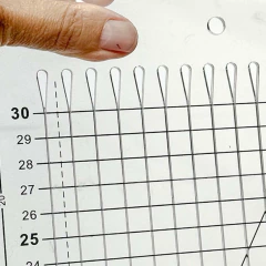 Imagen de REGLA PATCHWORK 35 x 15 CON GUIA DE CORTE