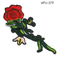APLIQUE BORDADO DE ROSA ROJA GRANDE