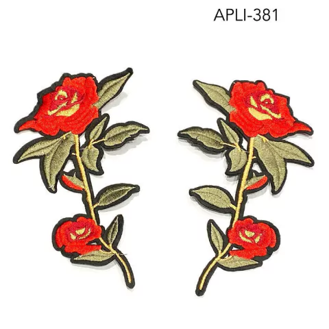 APLIQUE DOBLE DE ROSAS BORDADO
