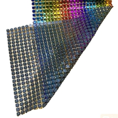 MALLA PLÁSTICA PARA ROPA SIMIL TACHAS / STRASS on internet