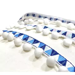 MADROÑOS - POMPONES CON GUARDA