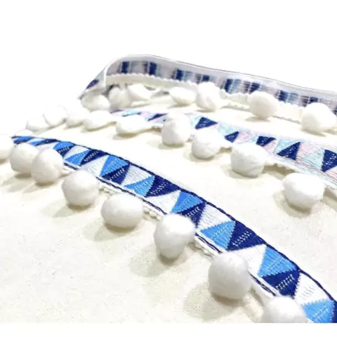 MADROÑOS - POMPONES CON GUARDA