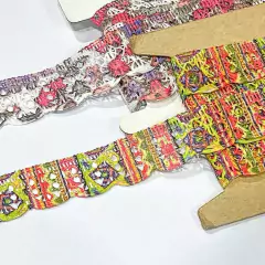 PUNTILLA ESTAMPADA PEQUEÑA