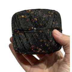 SEDA CON LENTEJUELAS