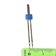 AGUJA DOBLE PARA MAQUINA - MARCA ALTERNATIVA en internet