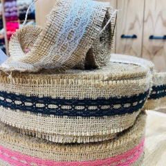 CINTA DE YUTE CON PUNTILLA