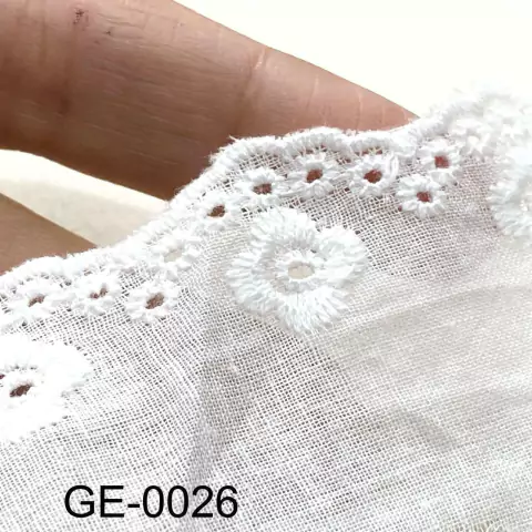 BRODERIE PUNTILLA 40 MM