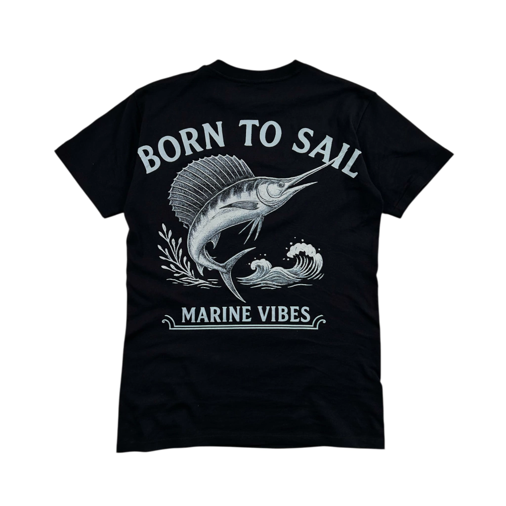 PLAYERA BORN TO SAIL